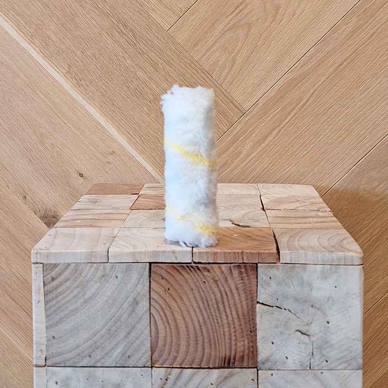 PATTE DE LAPIN RAYE JAUNE 2580